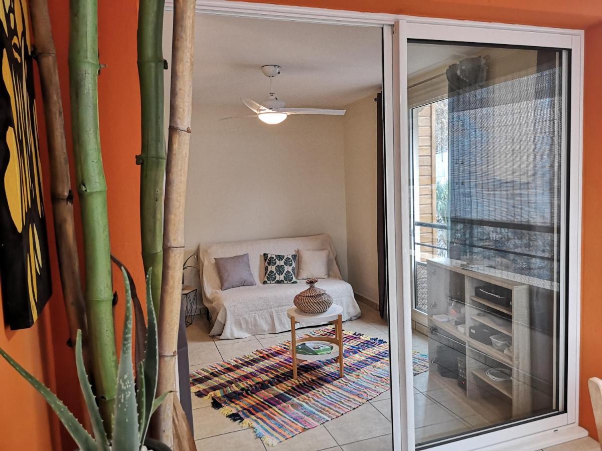 Bel Appartement Avec Terrasse Proche Des Plages Saint-Gilles-les Bains Eksteriør bilde