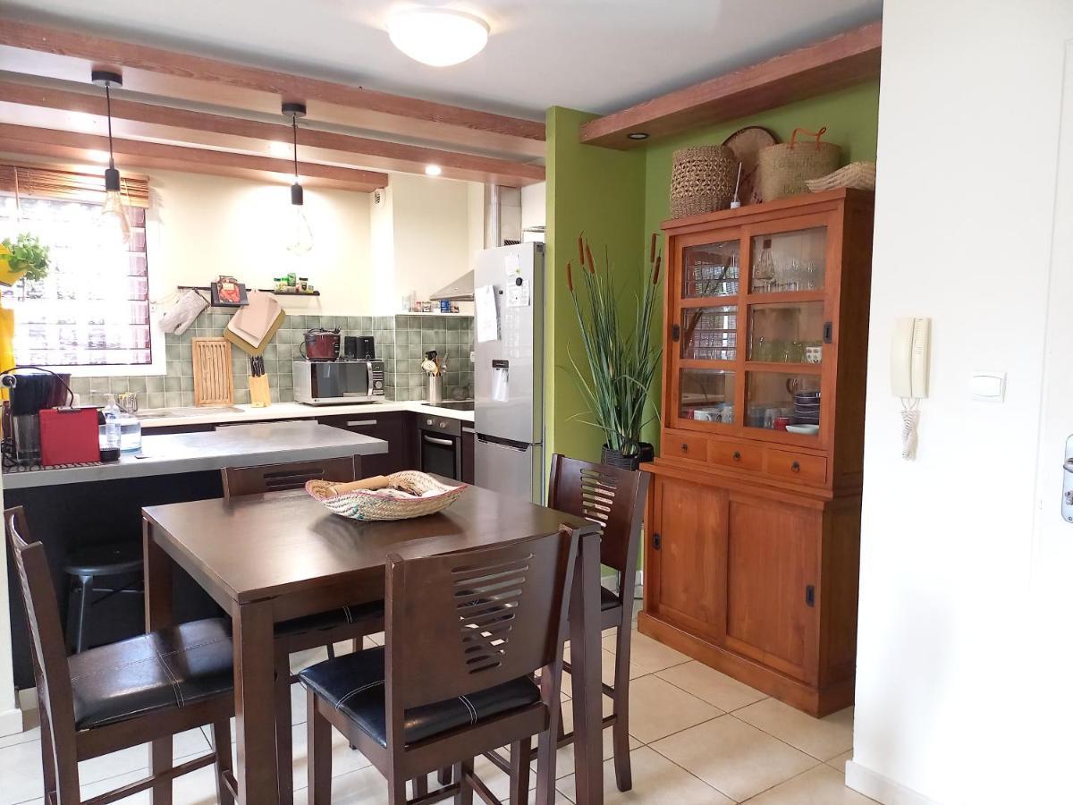 Bel Appartement Avec Terrasse Proche Des Plages Saint-Gilles-les Bains Eksteriør bilde