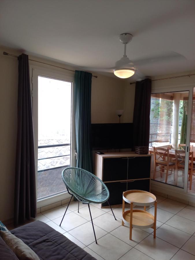 Bel Appartement Avec Terrasse Proche Des Plages Saint-Gilles-les Bains Eksteriør bilde